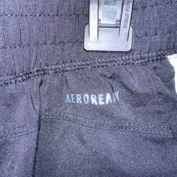 TWO PACK Adidas Aerolight Workout Shorts Twofer - Picture 3 of 9